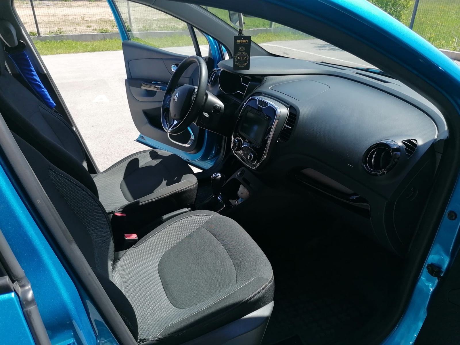 Renault Captur TCe 120 EDC, fotografija 14
