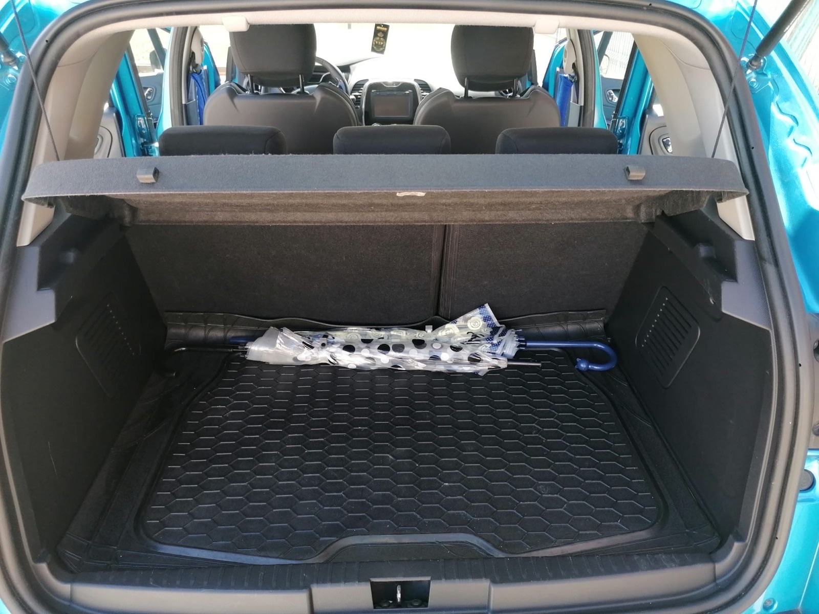 Renault Captur TCe 120 EDC, fotografija 17