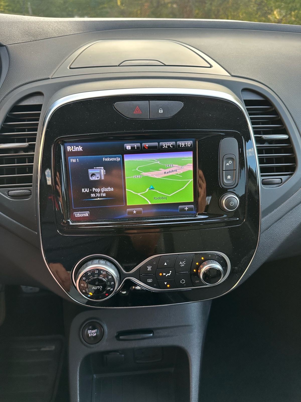 Renault Captur TCe 120 - REG GODINU DANA - ODLIČAN!!, fotografija 14