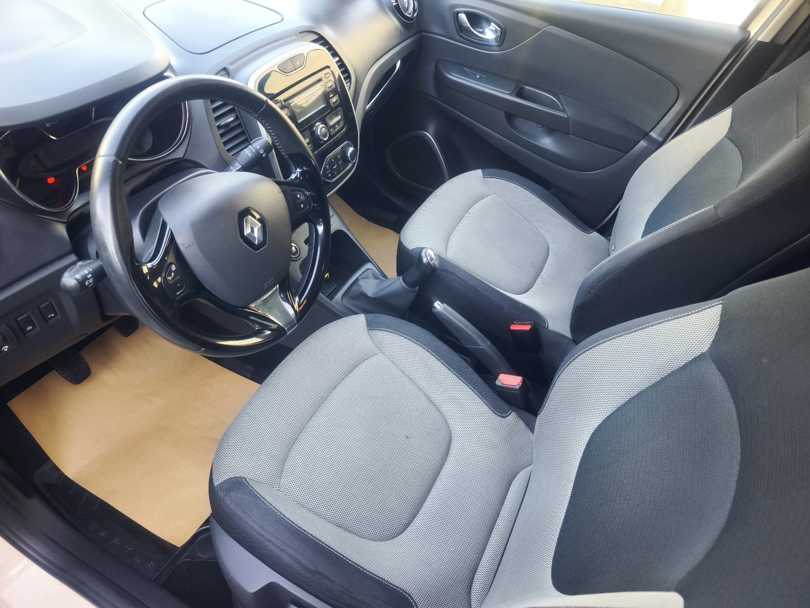 ⭐Renault Captur TCe 124.600km Veliki servis! Kuka !⭐, fotografija 7