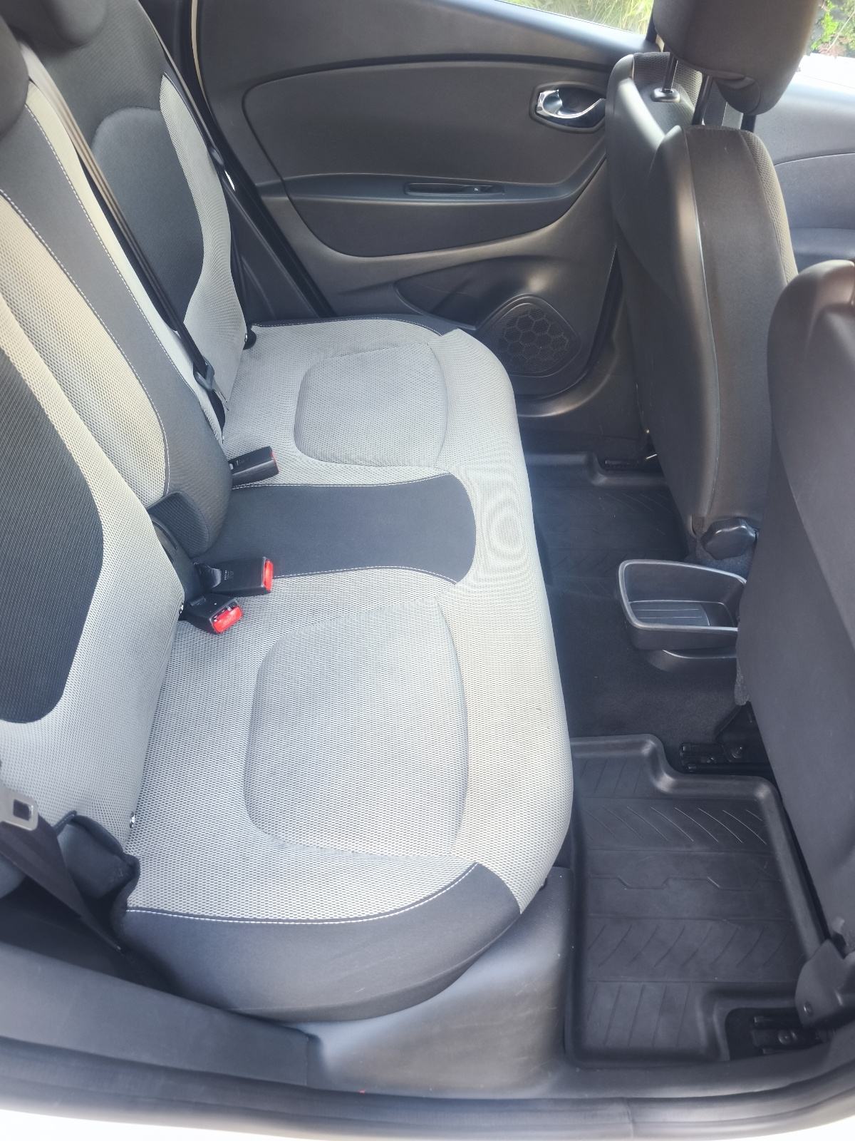 ⭐Renault Captur TCe 124.600km Veliki servis! Kuka !⭐, fotografija 11