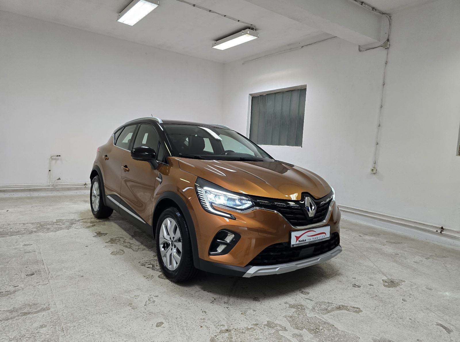 Renault Captur TCe 130 INTENS 130KS/LED/NAVI/KAM/AMBI/2xALU/JAMSTVO, fotografija 7