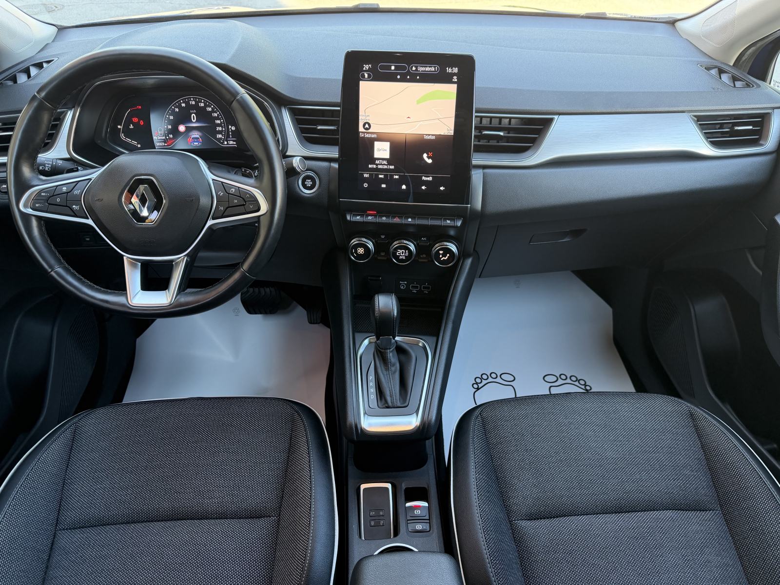 Renault Captur TCe 140-AUT.-NAVI-LED-ALU-KAMERA-2XPDC-ODLIČAN-, fotografija 7