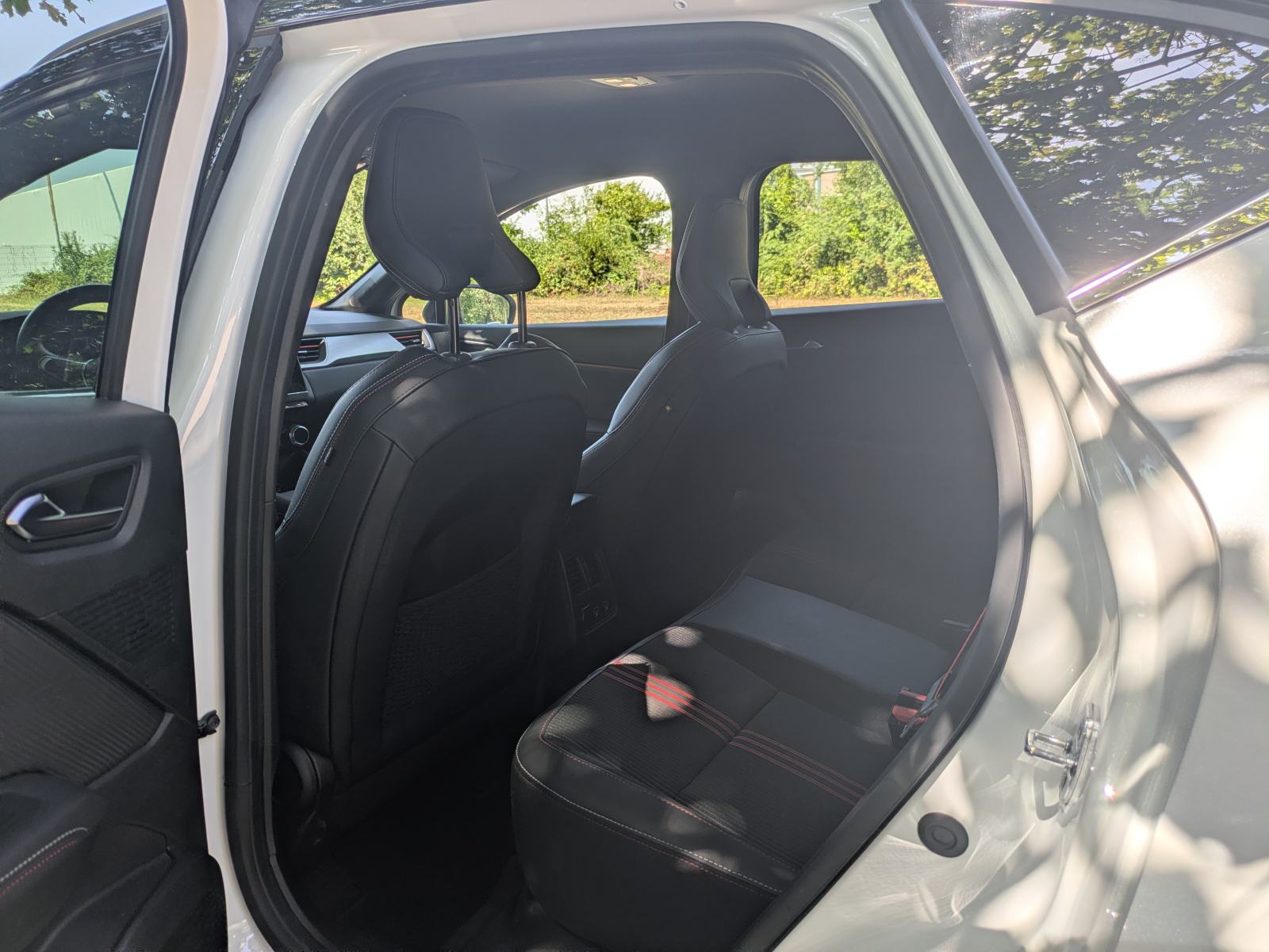 Renault Captur TCe 160, RS - sport line, fotografija 14