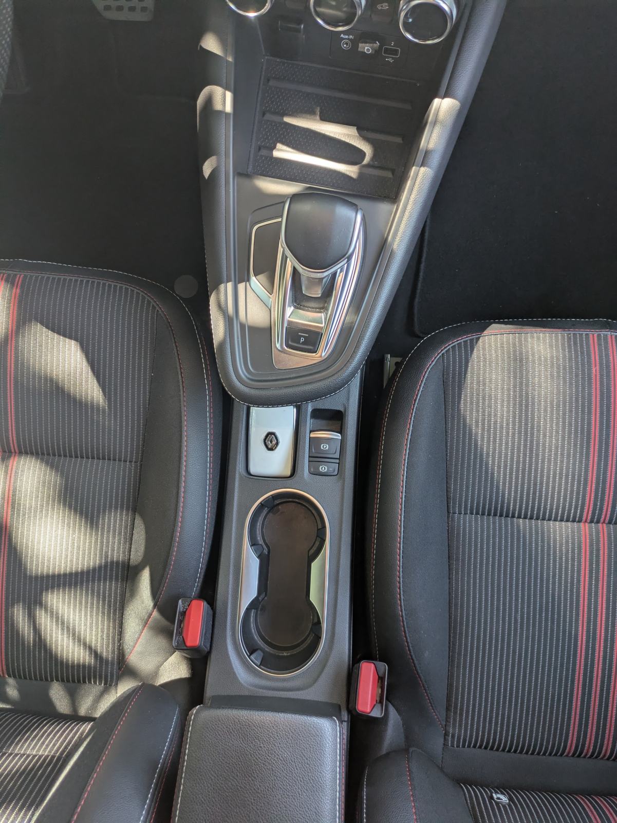 Renault Captur TCe 160, RS - sport line, fotografija 17