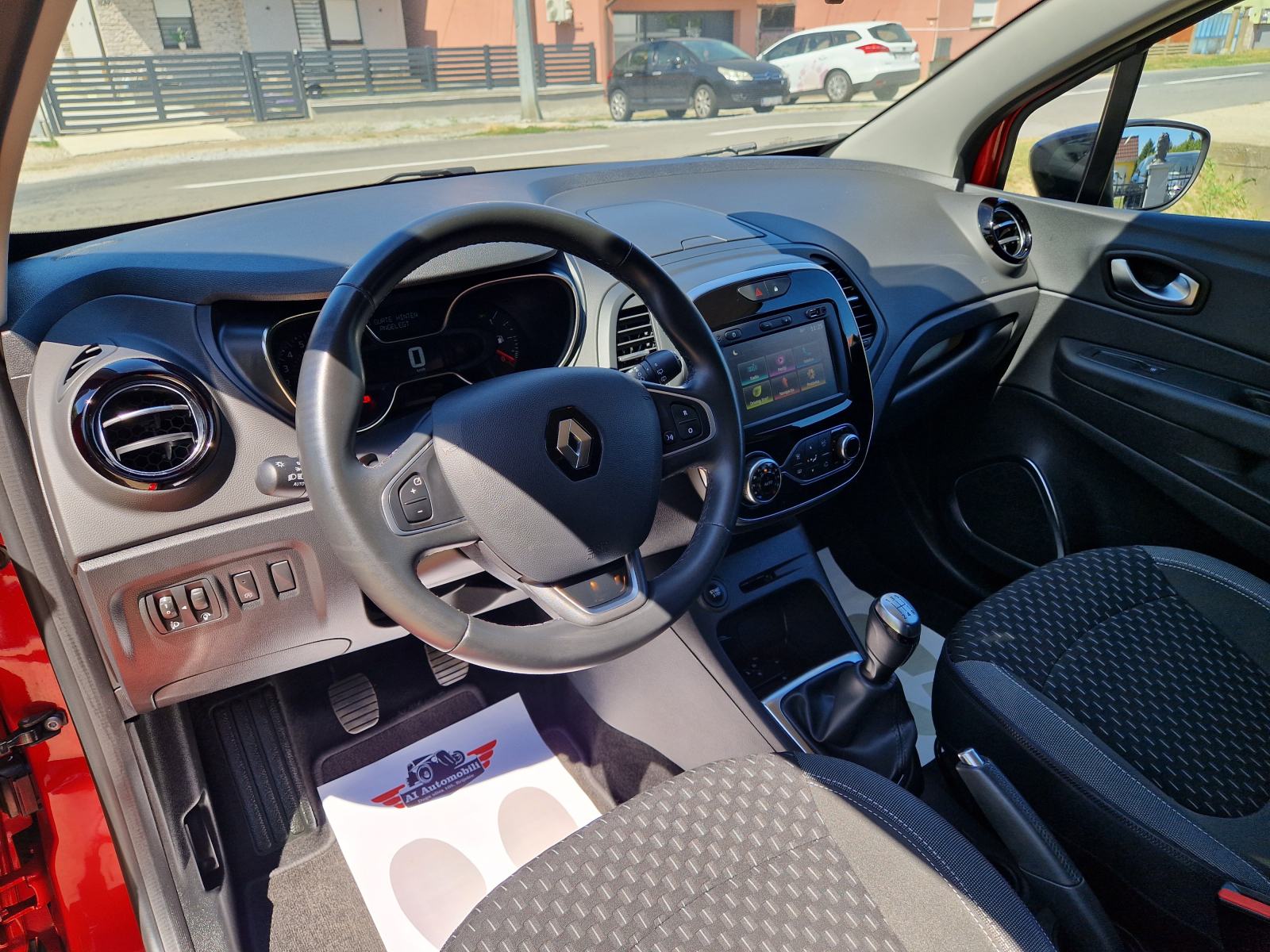 Renault Captur TCe,56TKM,NAVI,LED,KAMERA,ALU,PDC,INTENSE, fotografija 14