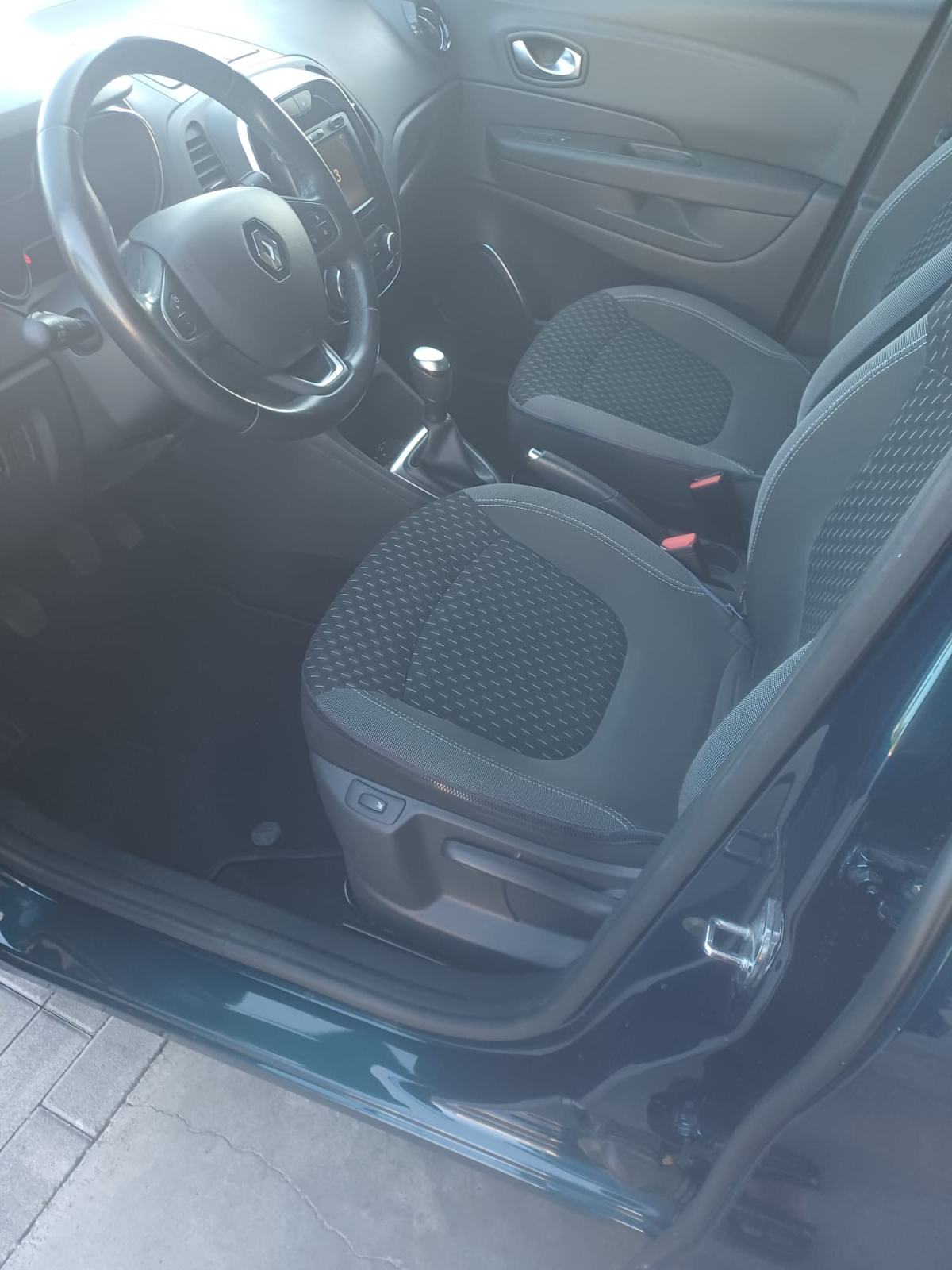 Renault Captur ⭐TCE 90⭐49000km⭐klima ,navigacija ⭐ STAJE NOVO⭐, fotografija 5