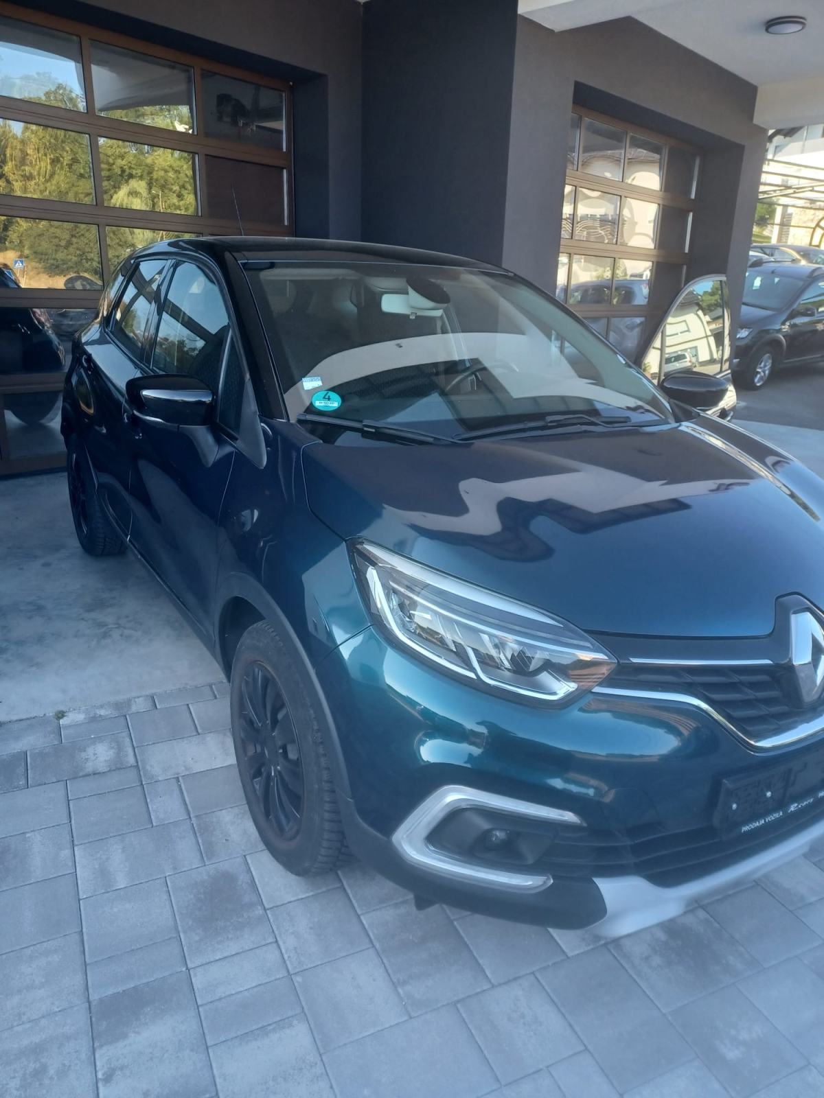 Renault Captur ⭐TCE 90⭐49000km⭐klima ,navigacija ⭐ STAJE NOVO⭐, fotografija 1