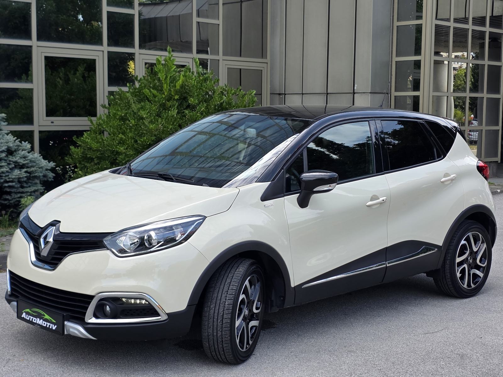 RENAULT CAPTUR TCe 90 ENERGY - 1.VLASNIK - 77.000 KM - SERVISNA+SERVIS, fotografija 11