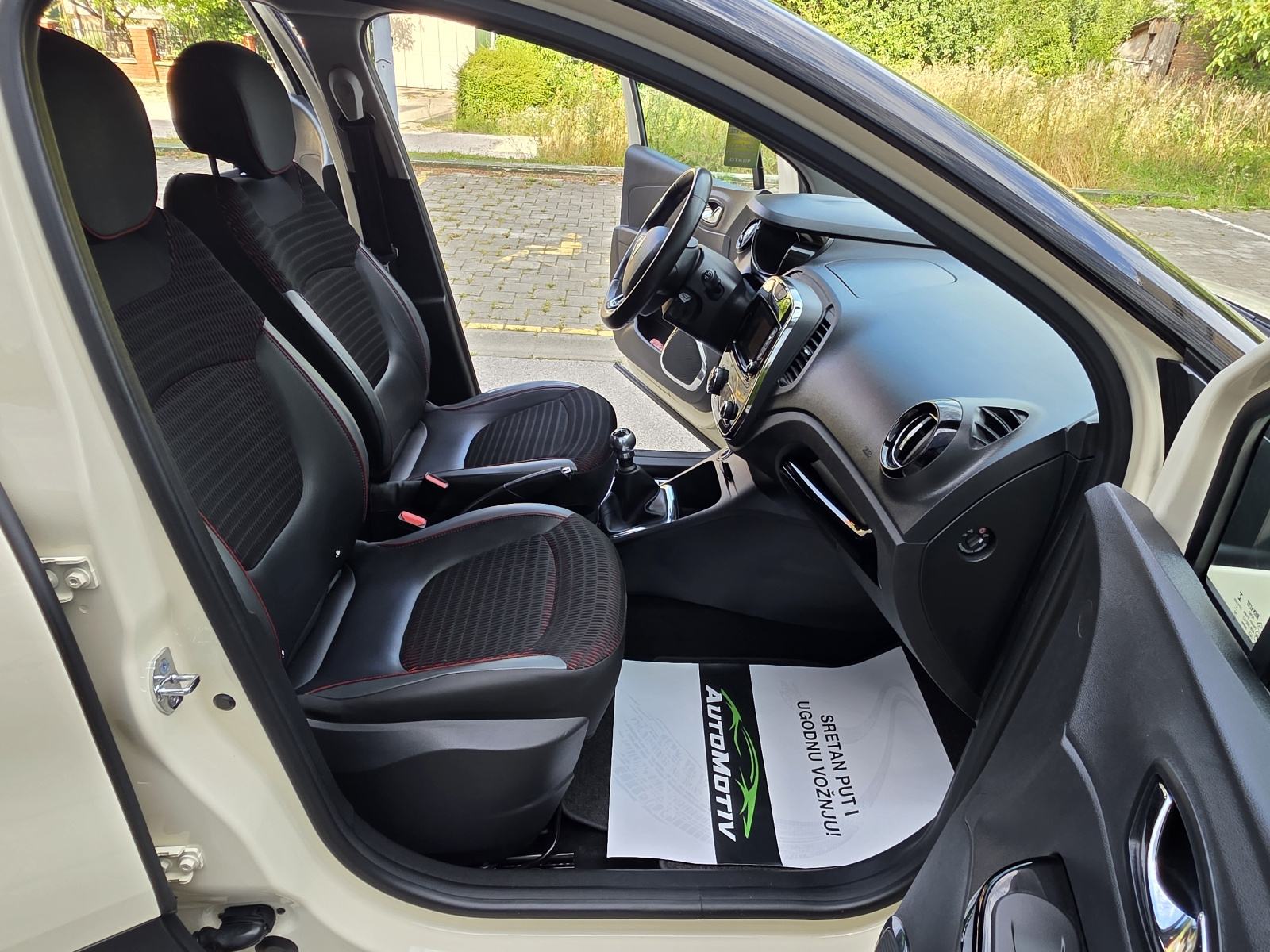 RENAULT CAPTUR TCe 90 ENERGY - 1.VLASNIK - 77.000 KM - SERVISNA+SERVIS, fotografija 13