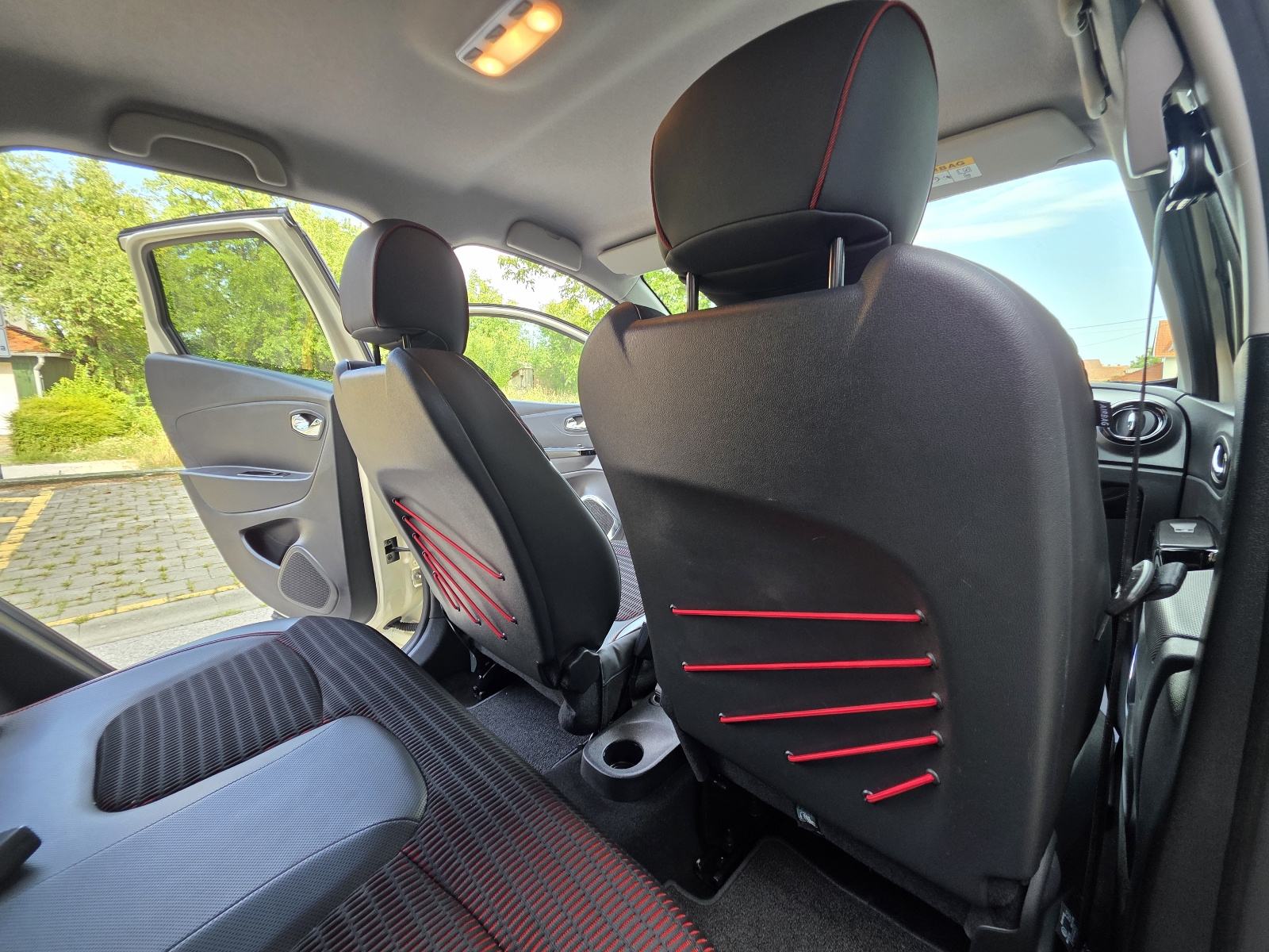 RENAULT CAPTUR TCe 90 ENERGY - 1.VLASNIK - 77.000 KM - SERVISNA+SERVIS, fotografija 20