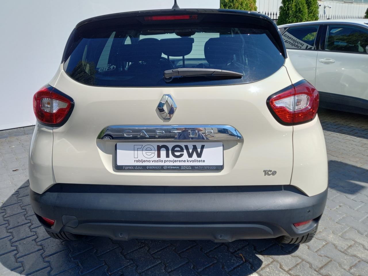 Renault Captur TCe 90 Energy Dynamique Start&Stop, fotografija 6