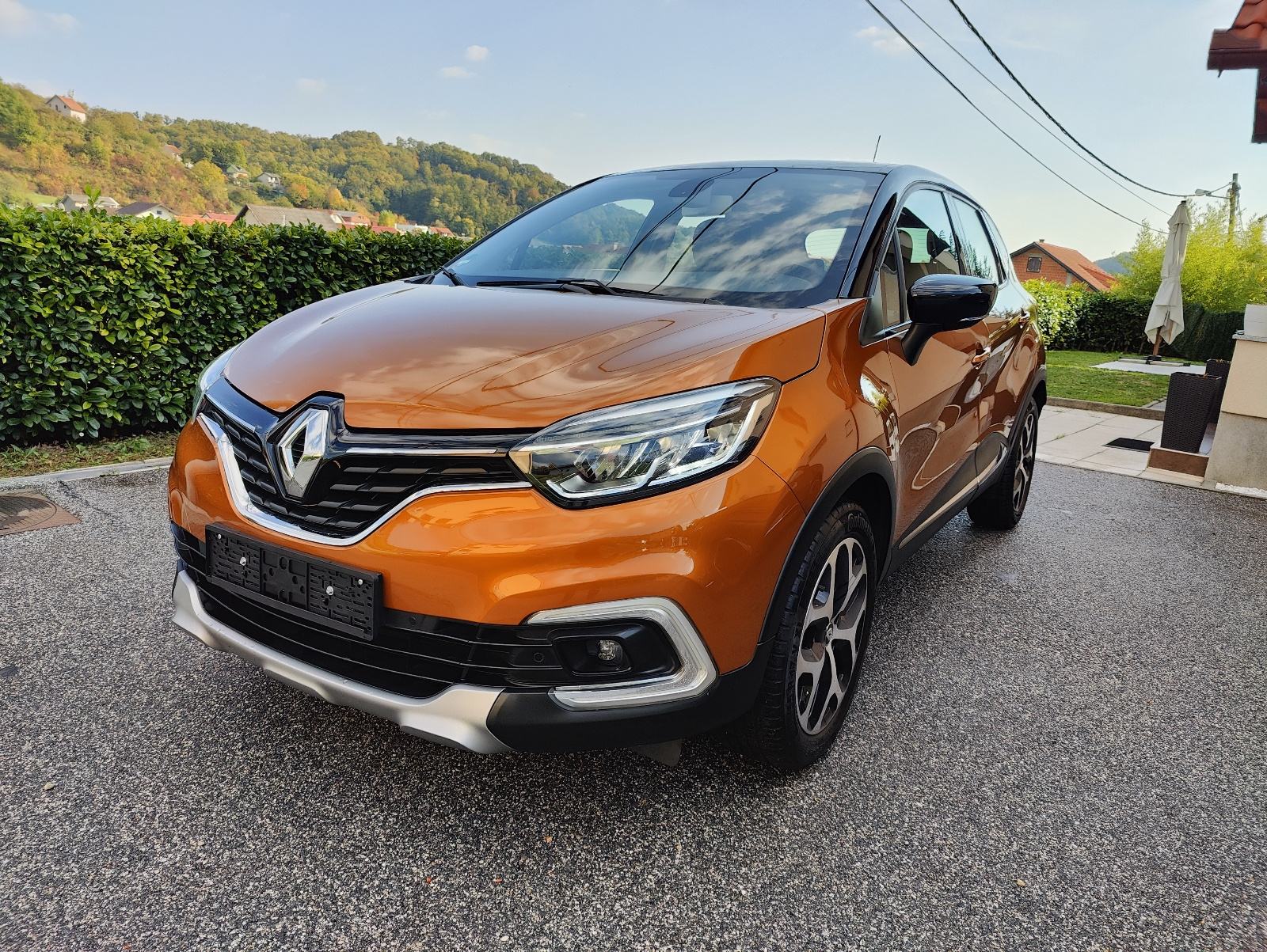 Renault Captur TCe 90*Intens*Servisna*, pogled izvana - slika 1