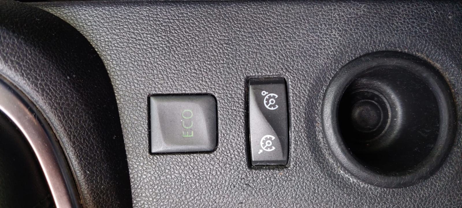 Renault Captur TCe 90, INTENSE, KAM, PARK.SENZ, LED, SERVISNA, fotografija 10