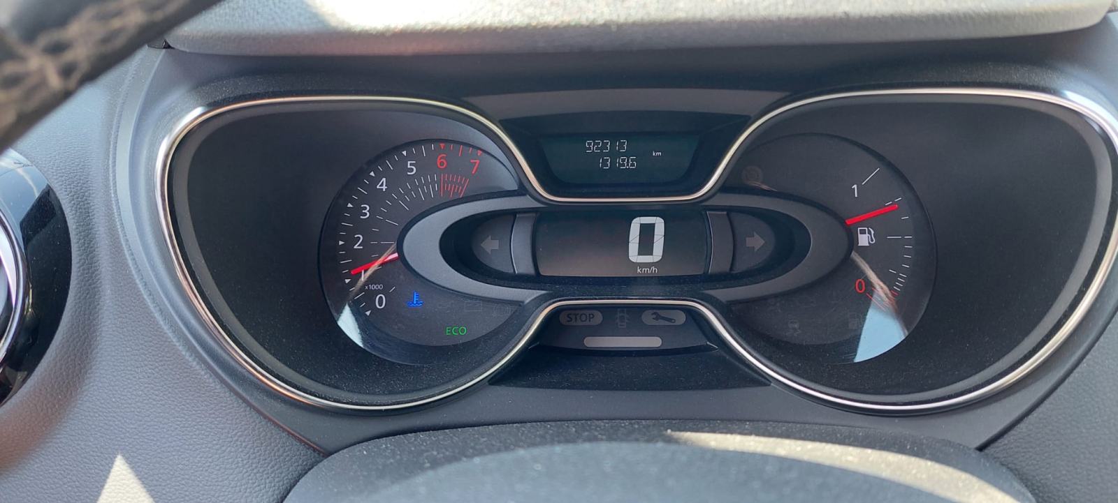 Renault Captur TCe 90, INTENSE, KAM, PARK.SENZ, LED, SERVISNA, fotografija 14