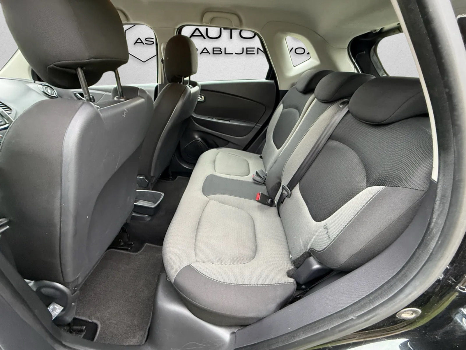 Renault Captur TCe 90 | JAMSTVO 12 MJ. | VL. 5 god., KLIMA, PDC, TEMP., fotografija 11