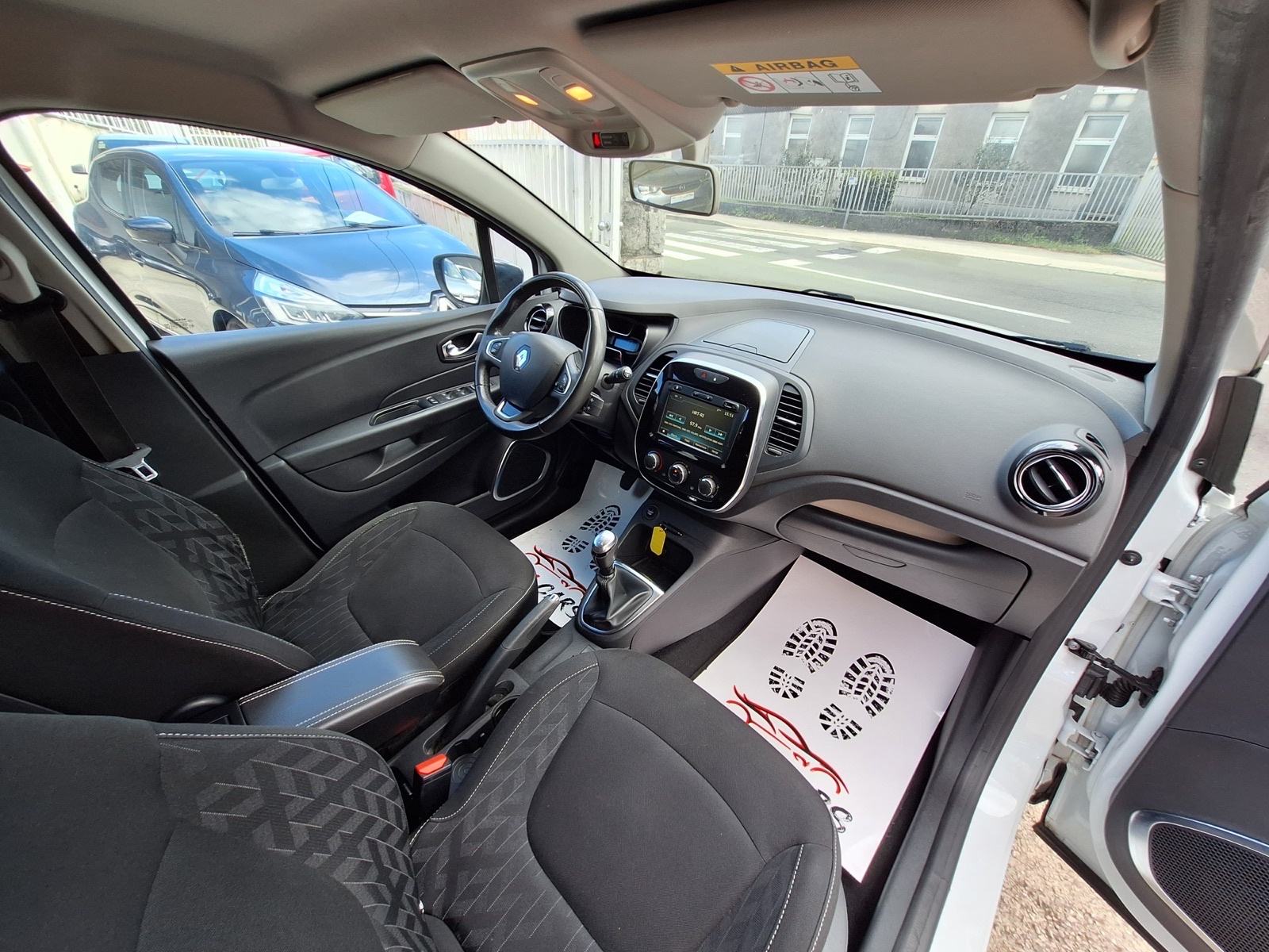 Renault Captur TCe 90 KS ‼️77.000 Km. NAVIGACIJA .LED, fotografija 15