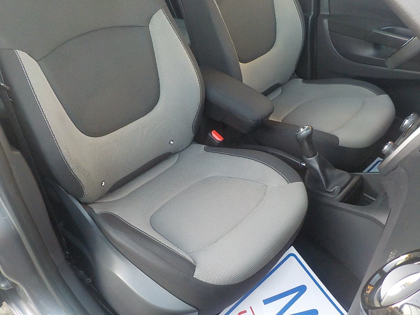 Renault Captur TCe 90,⭐️ NAVI⭐ AUT. KLIMA⭐️na ime kupca⭐️GARANCIJA⭐️, fotografija 16