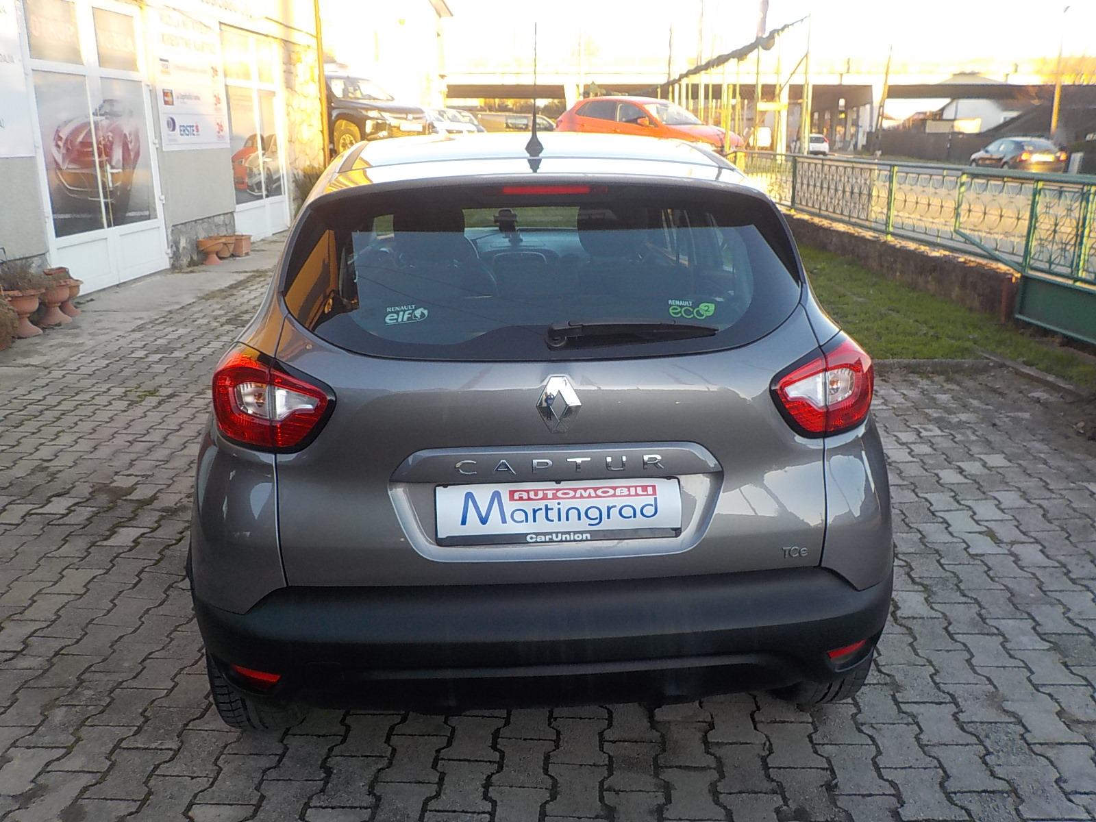 Renault Captur TCe 90,⭐️ NAVI⭐ AUT. KLIMA⭐️na ime kupca⭐️GARANCIJA⭐️, fotografija 8