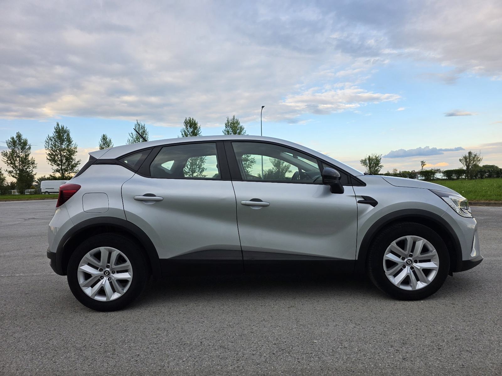 Renault Captur TCe 90, NAVI, LED, PARK. SENZORI, SERVIS, fotografija 7