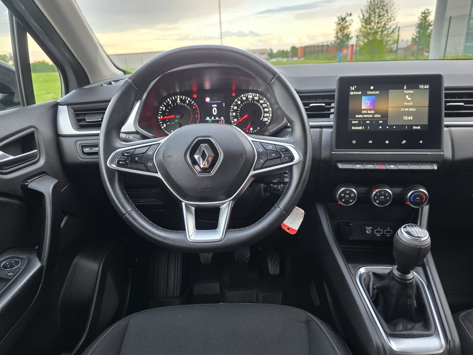 Renault Captur TCe 90, NAVI, LED, PARK. SENZORI, SERVIS, fotografija 17
