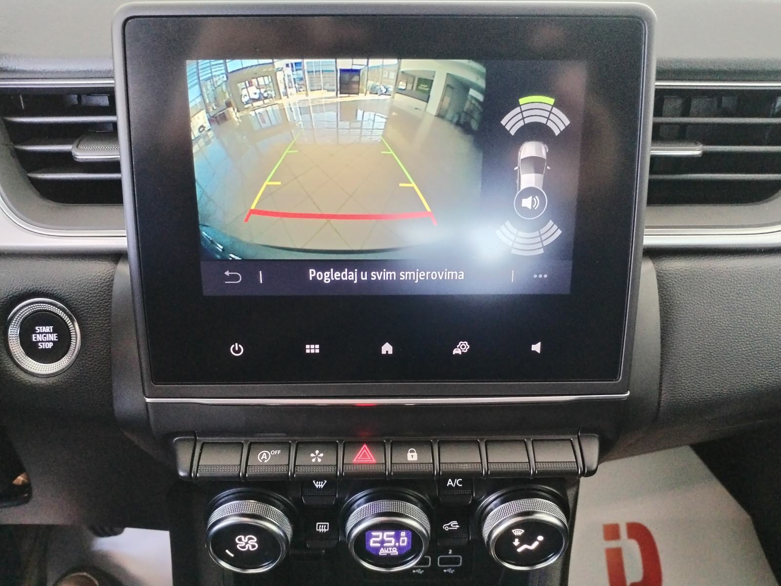 Renault Captur TCe 90, SAMO 10.464 km, GARANCIJA, ODBITAK 50% PDV-a !!, fotografija 16