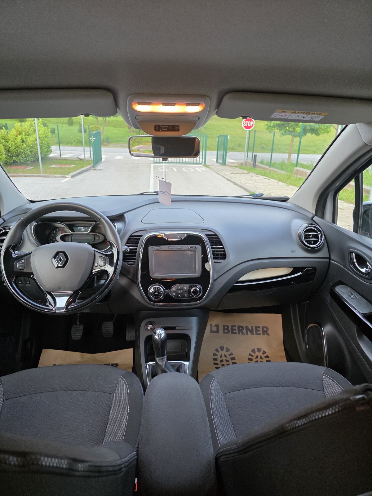 Renault Captur TCe 90, fotografija 10