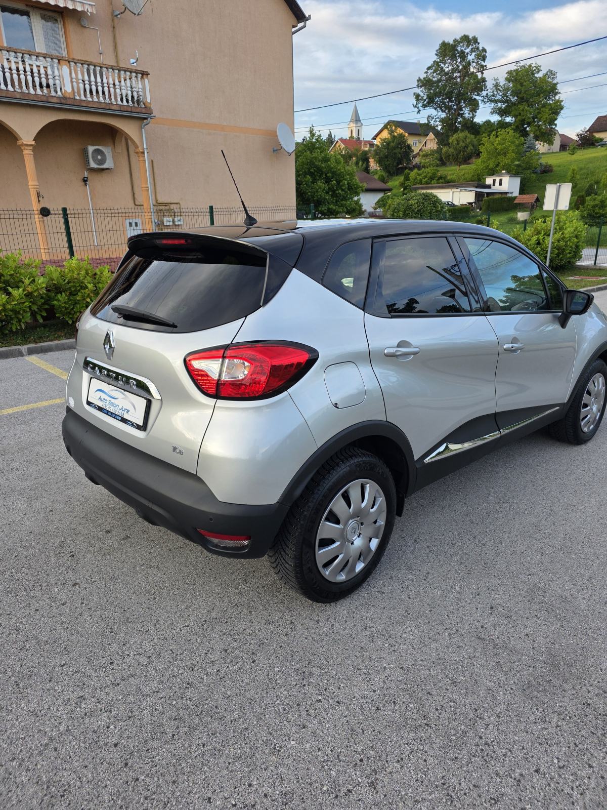 Renault Captur TCe 90, fotografija 8