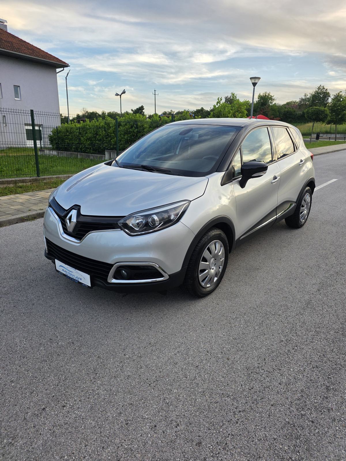 Renault Captur TCe 90, pogled izvana - slika 3