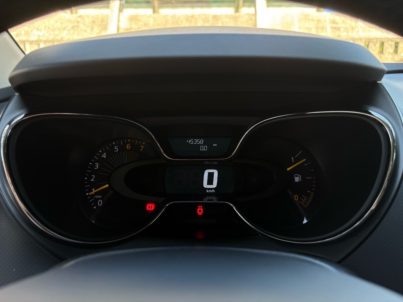 Renault Captur TCe 90, KLIMA, PDC, 45.000KM, SERVISNA, JAMSTVO ✅️, fotografija 10