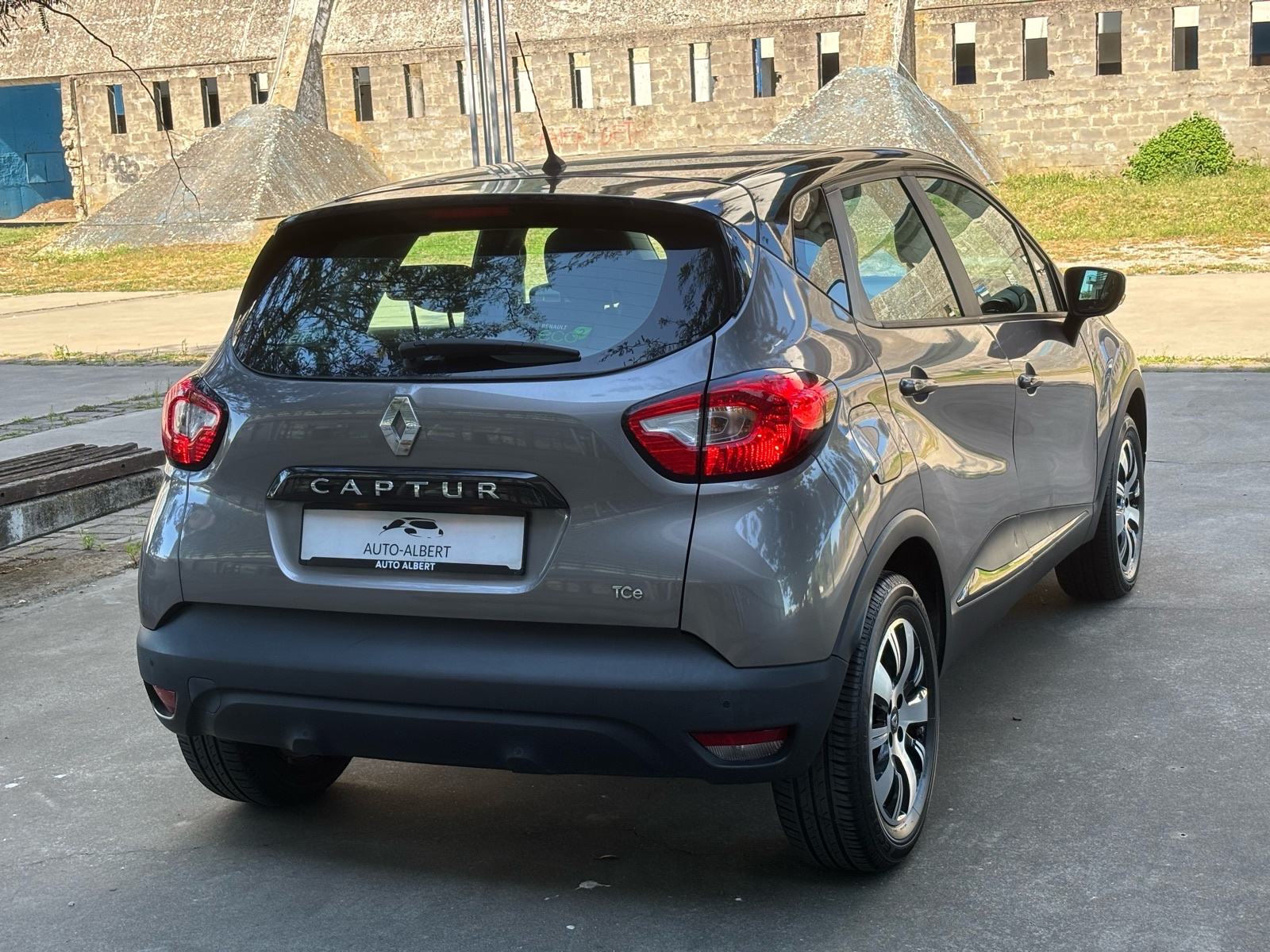Renault Captur TCe 90, KLIMA, PDC, 45.000KM, SERVISNA, JAMSTVO ✅️, fotografija 3