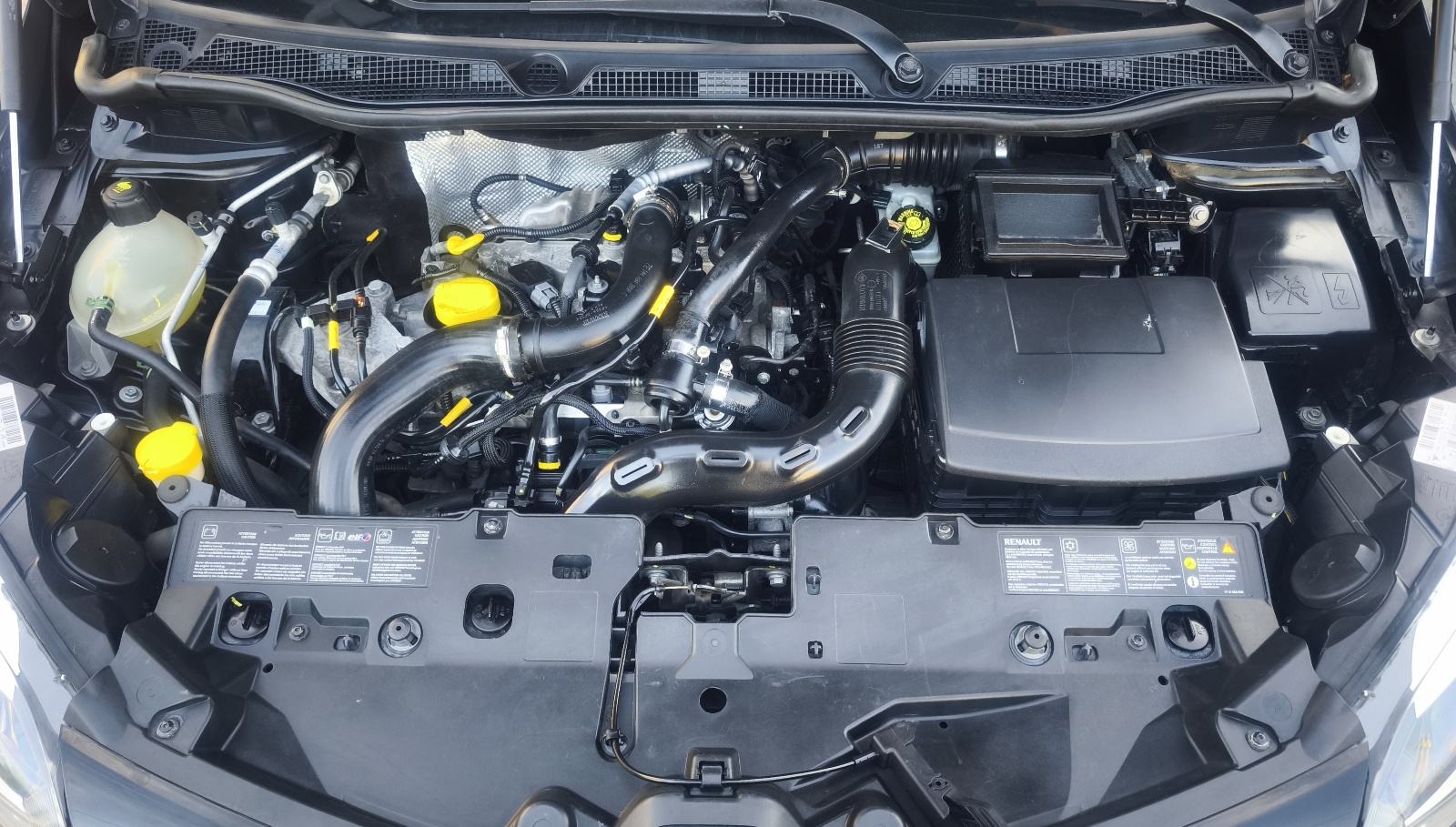 ⭐Renault Captur TCe Helly Hansen 126.600km Veliki servis! Reg.07/27⭐, fotografija 16