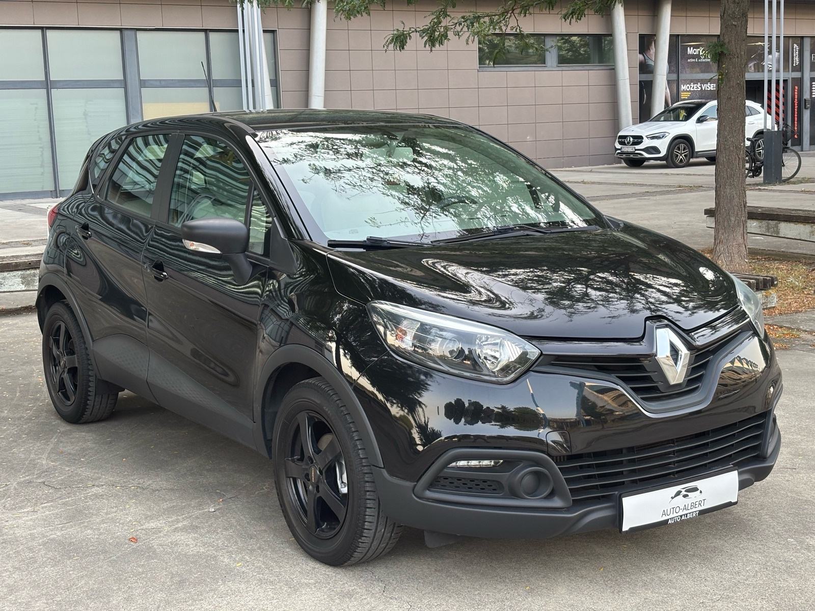 Renault Captur TCe 90, TEMPOMAT, NAVI., PDC, SERVISNA, KREDIT JAMSTVO✅, fotografija 3