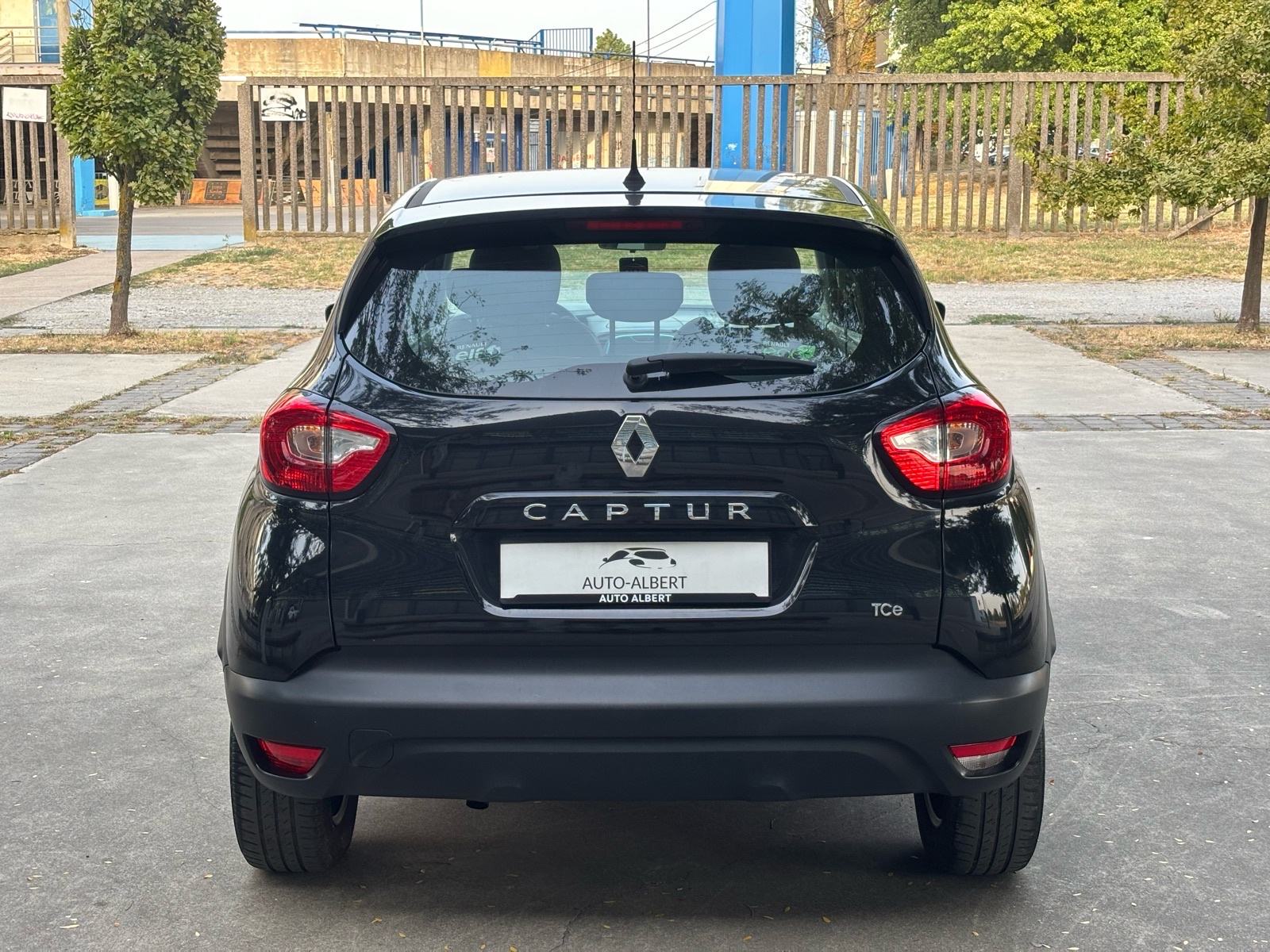 Renault Captur TCe 90, TEMPOMAT, NAVI., PDC, SERVISNA, KREDIT JAMSTVO✅, fotografija 6