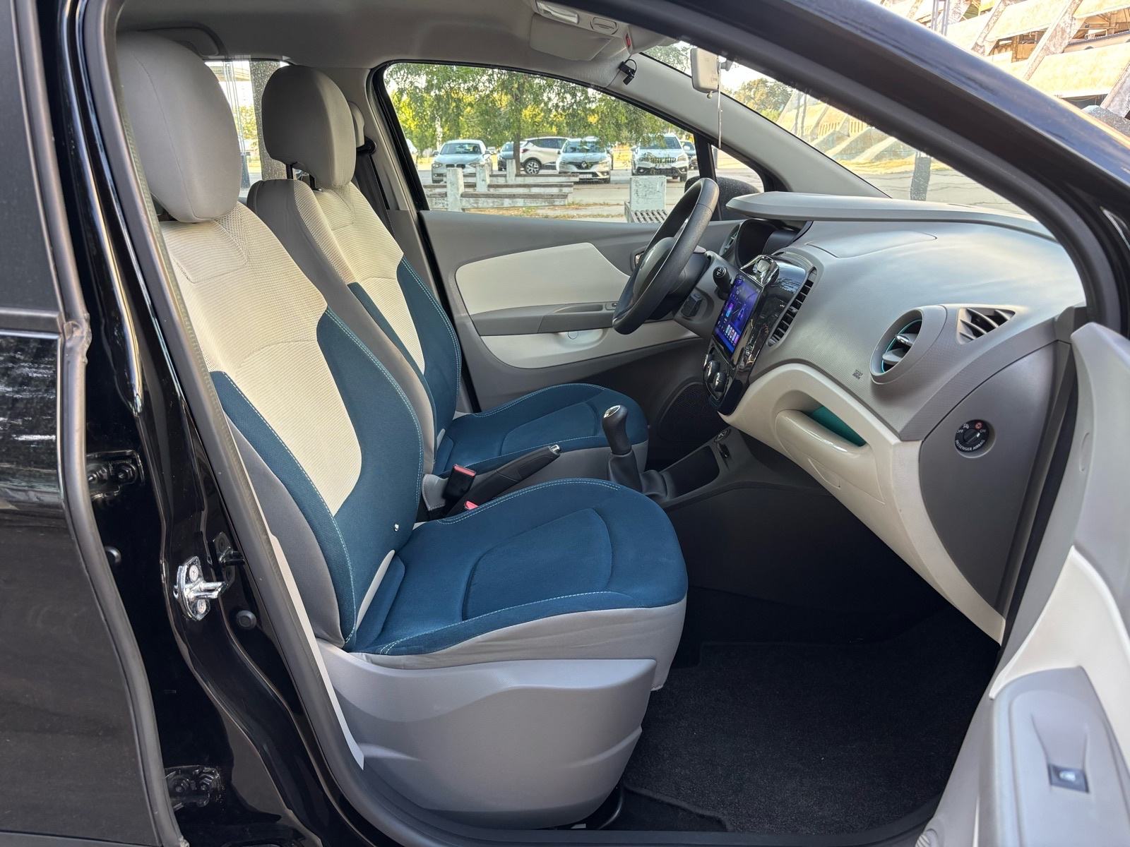 Renault Captur TCe 90, TEMPOMAT, NAVI., PDC, SERVISNA, KREDIT JAMSTVO✅, fotografija 10