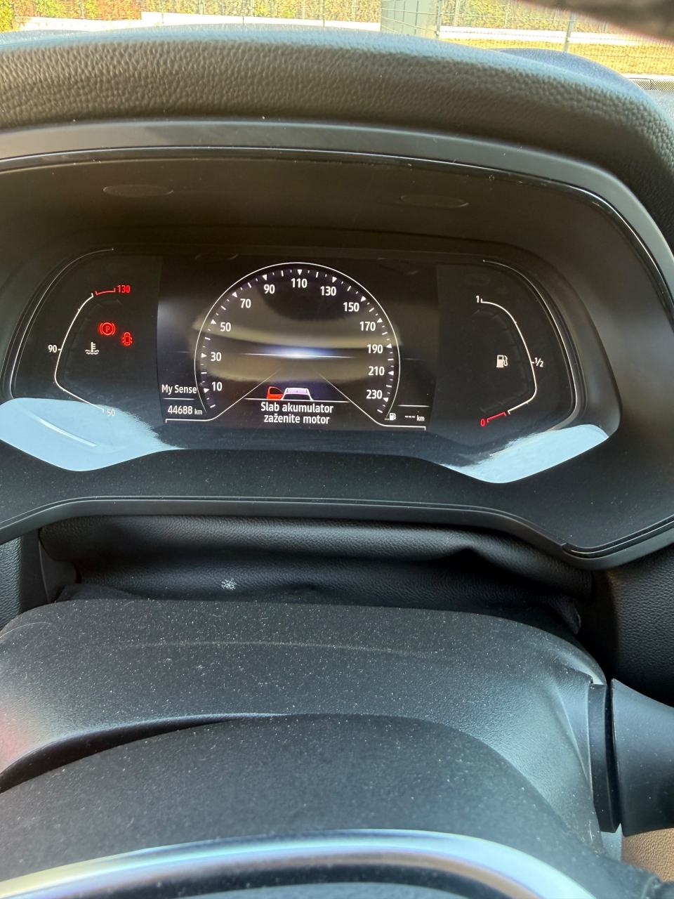 Renault Captur TCe 90 Techno, fotografija 2