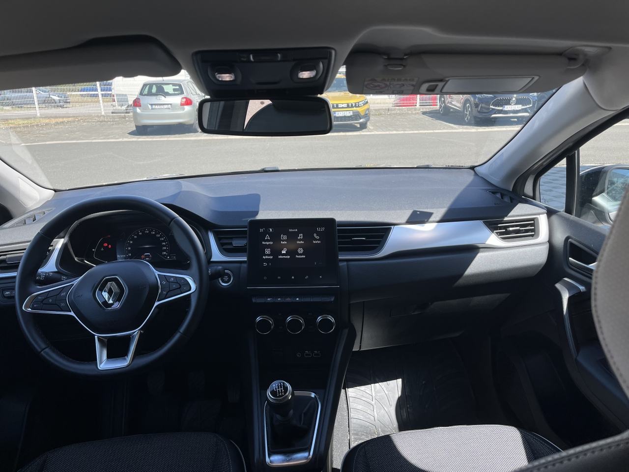 Renault Captur TCe 90 Techno, fotografija 9