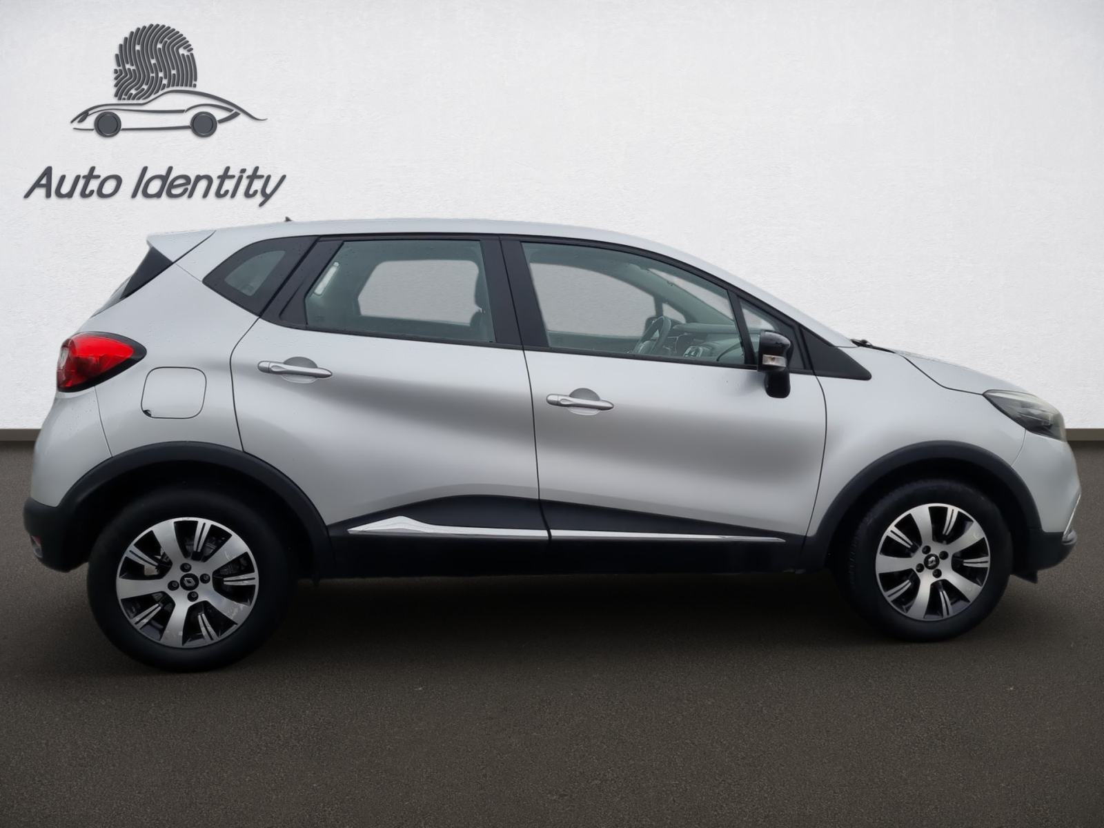 Renault Captur TCe 90, PARK. SENZORI, Funkcije na volanu,Bluetooh, fotografija 5