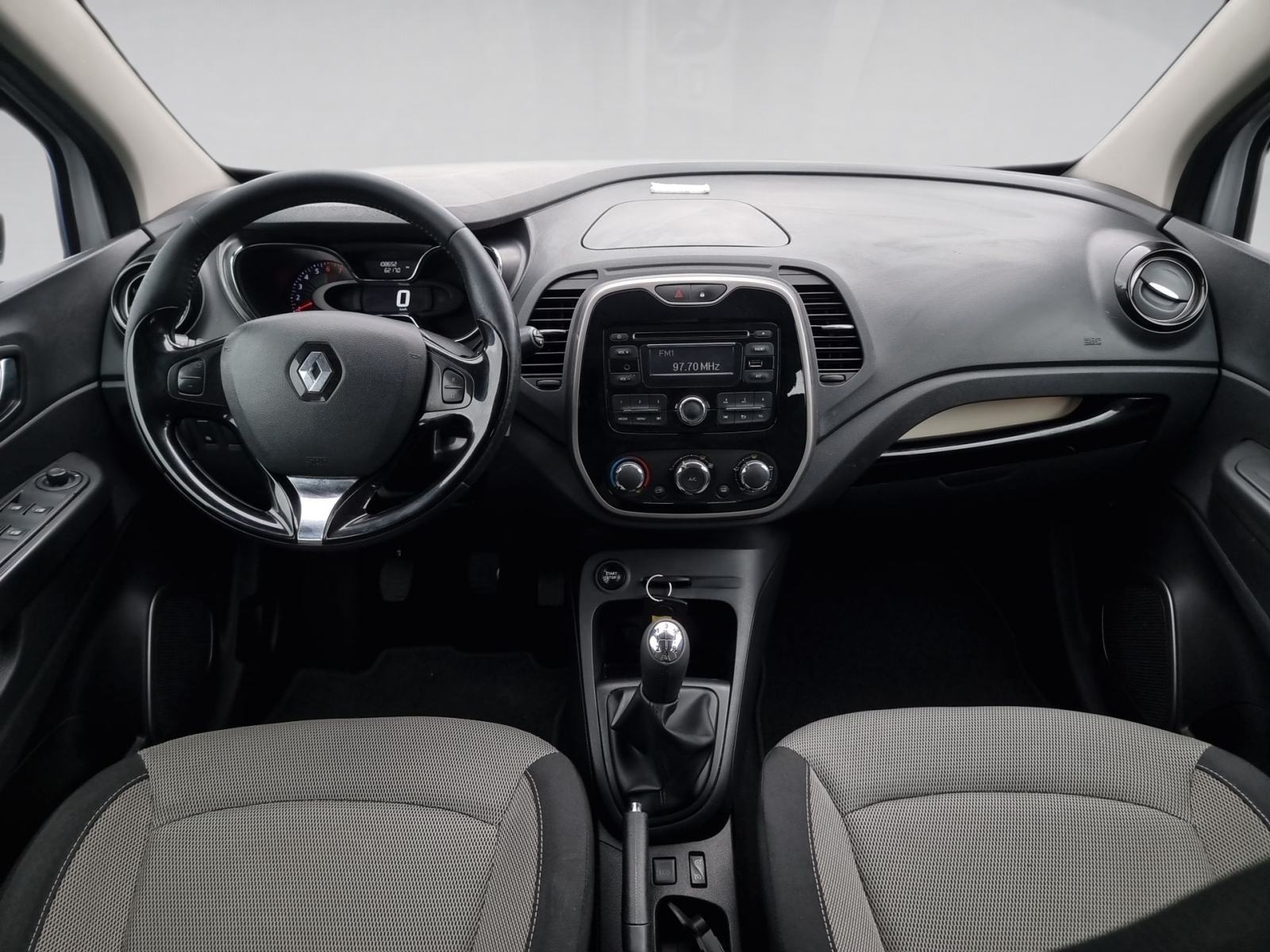 Renault Captur TCe 90, PARK. SENZORI, Funkcije na volanu,Bluetooh, fotografija 13