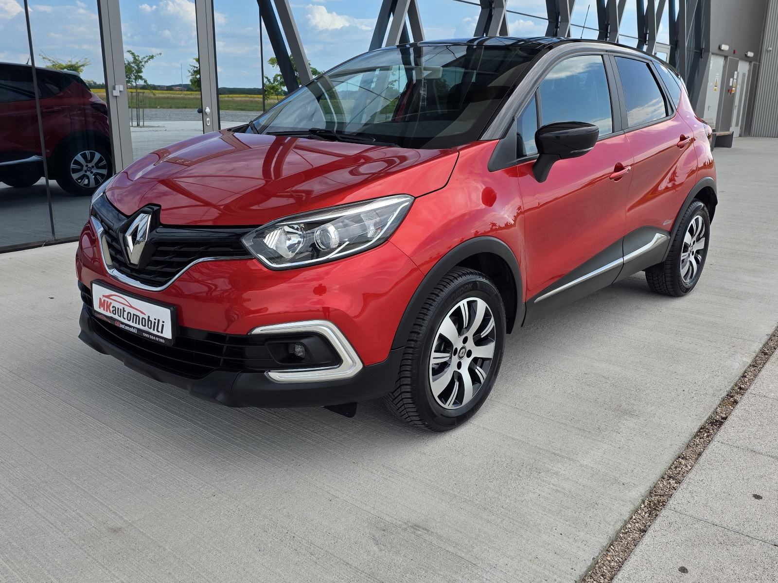 Renault Captur TCe ALU,NAVI,PARK SENZORI,108 T.K.M, fotografija 2