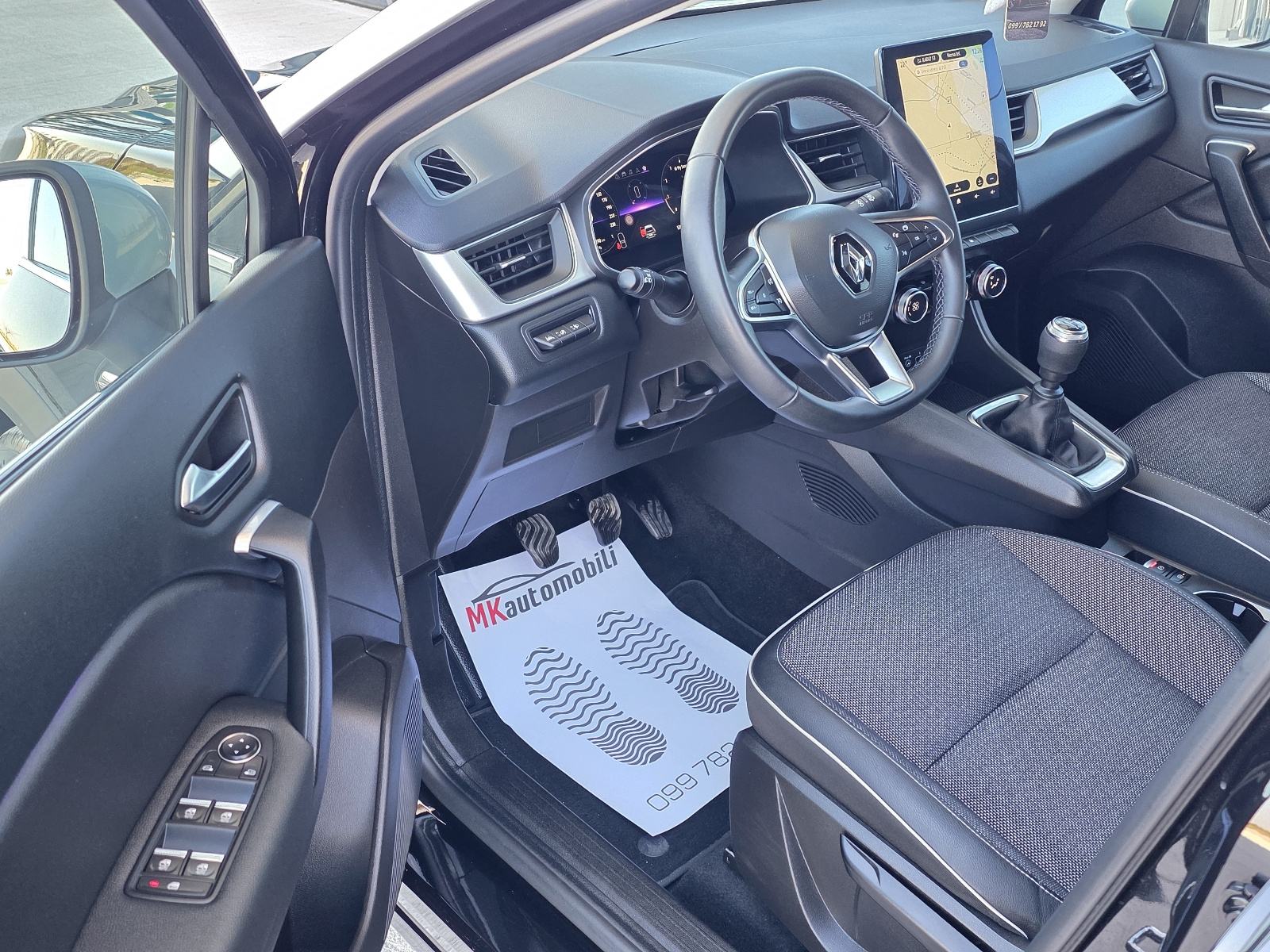 Renault Captur TCe ALU,NAVI,FUL LED,53 T.K.M, fotografija 15