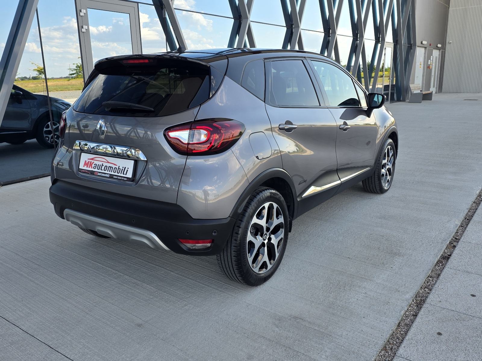 Renault Captur TCe ALU,NAVI,FUL LED, fotografija 6