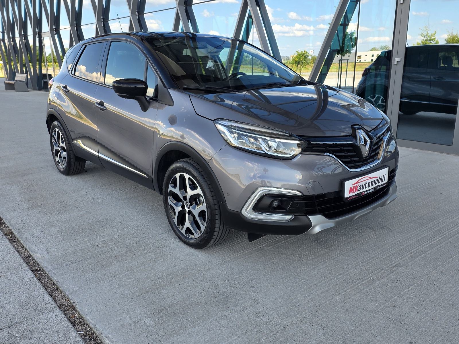 Renault Captur TCe ALU,NAVI,FUL LED, fotografija 8