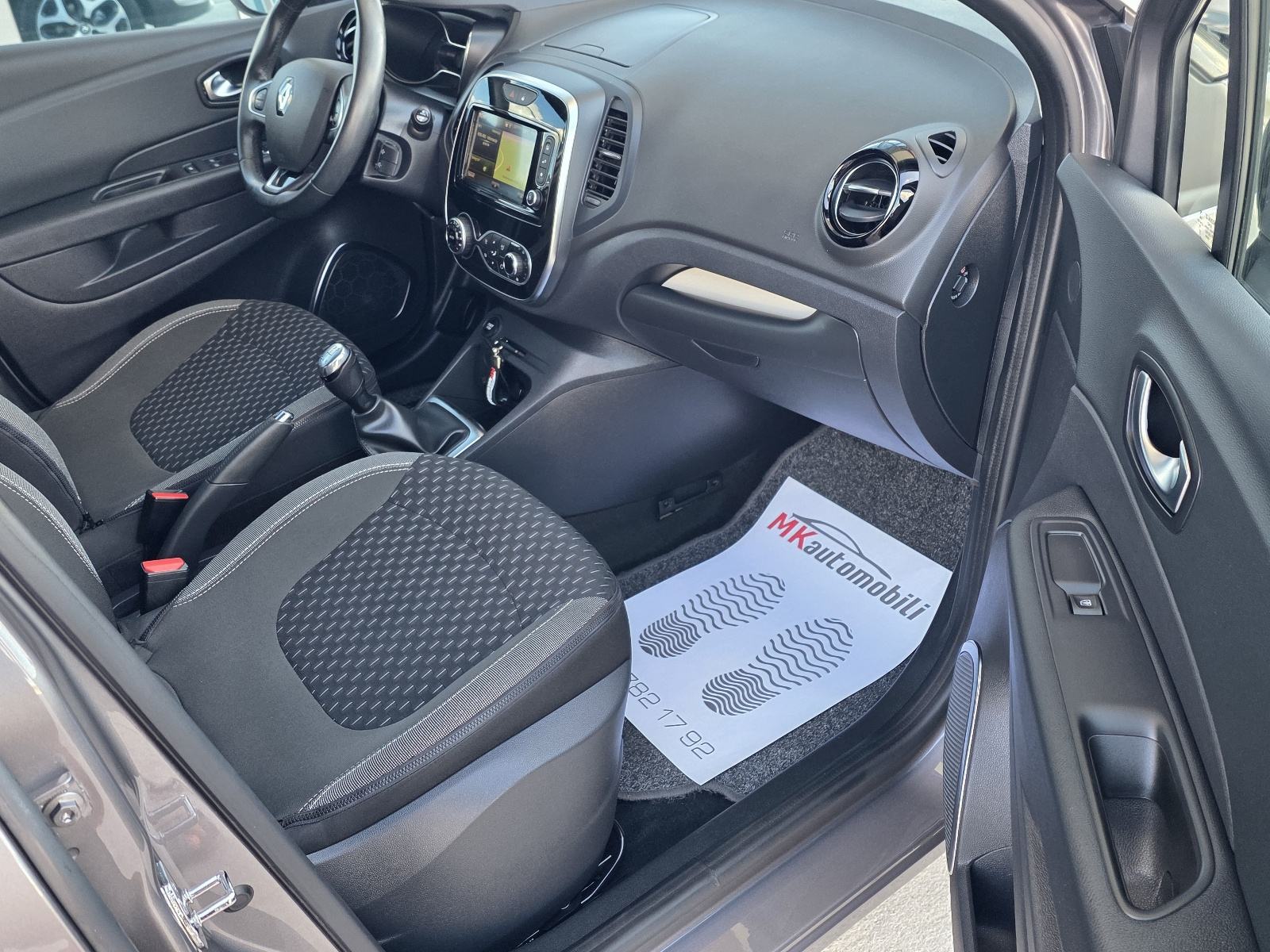Renault Captur TCe ALU,NAVI,FUL LED, fotografija 11