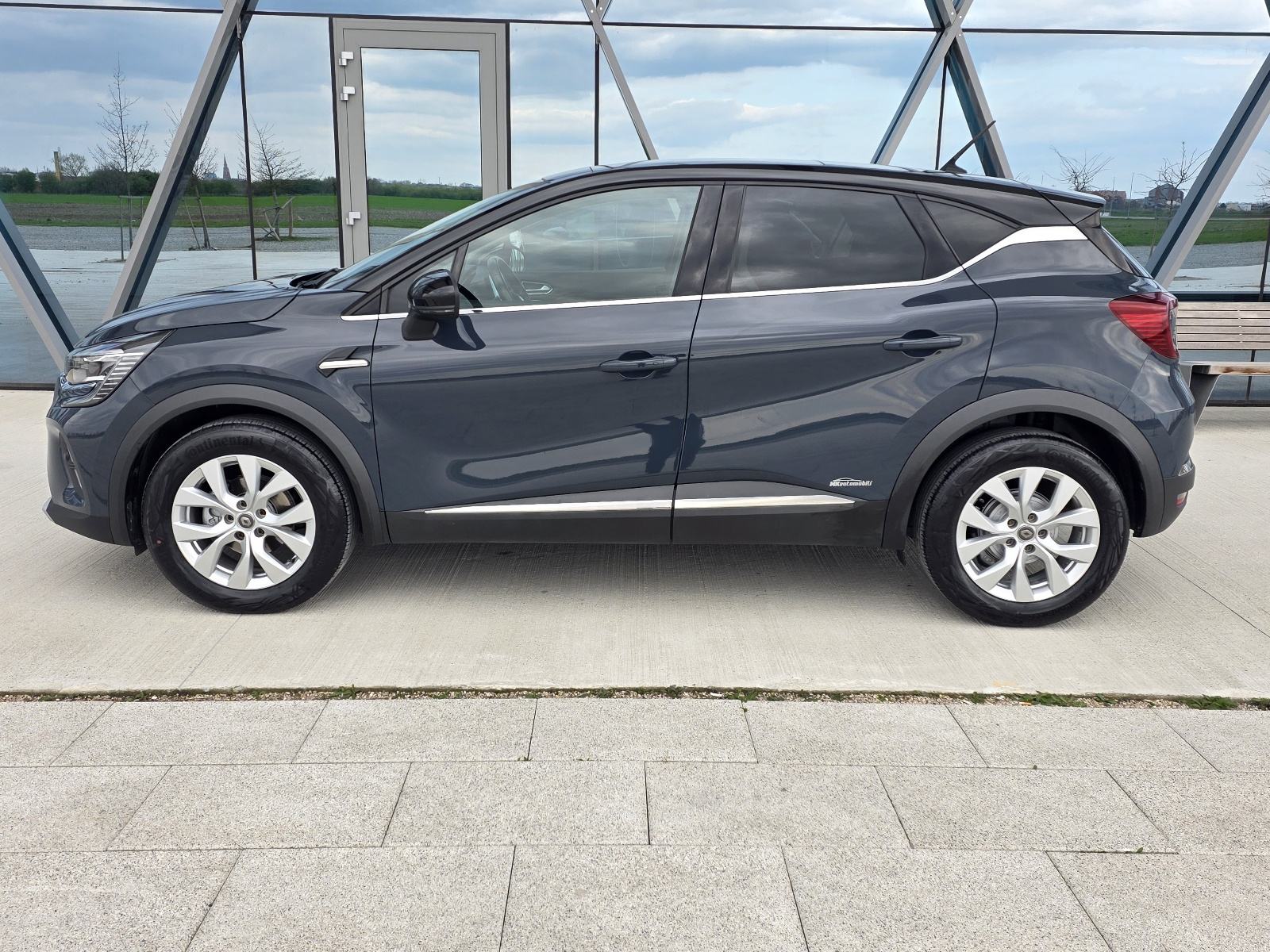 Renault Captur TCE ALU,NAVI,PANORAMA,FUL LED, fotografija 3