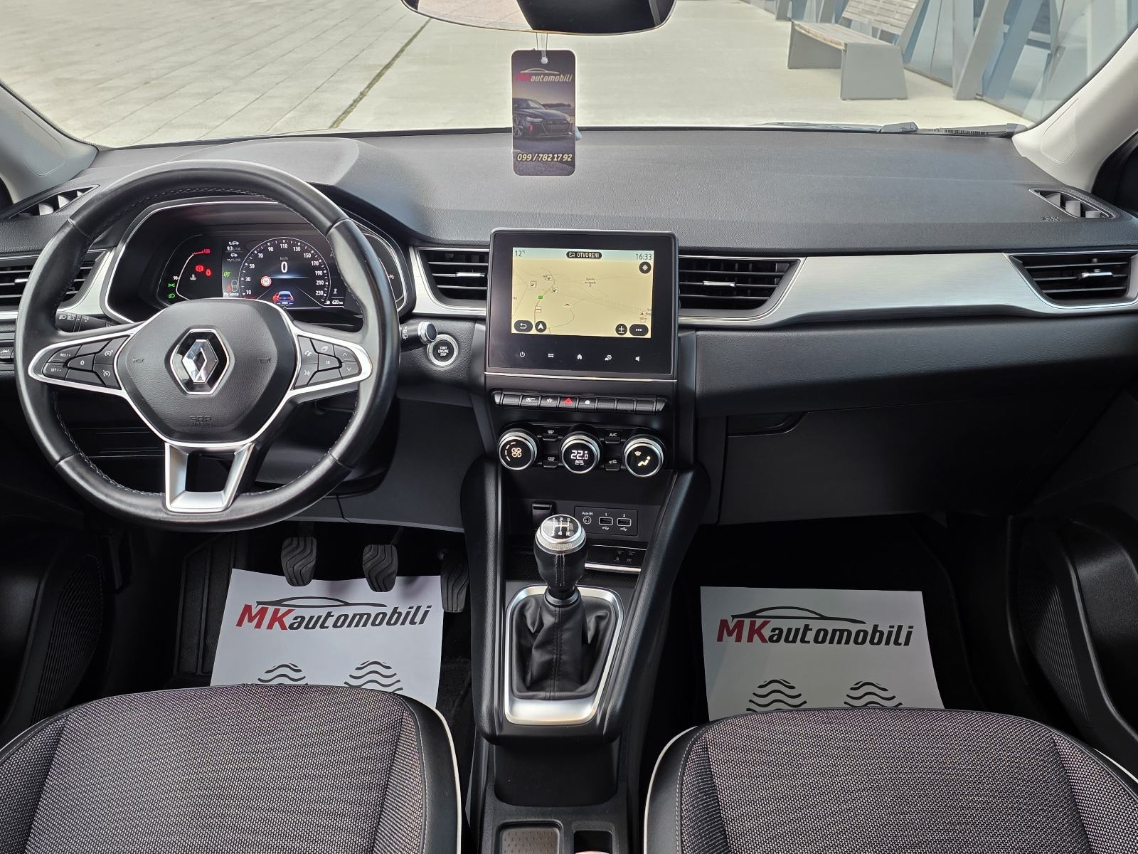 Renault Captur TCE ALU,NAVI,PANORAMA,FUL LED, fotografija 17
