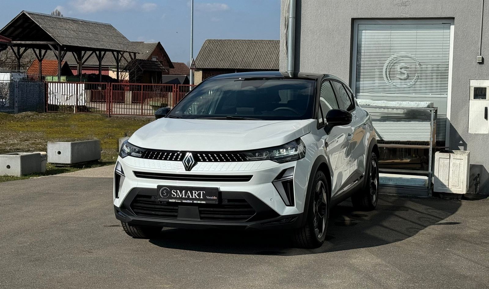 Renault CAPTUR techno TCe 160 EDC-2025,LED,GR.SJ. CRNI KROV, fotografija 3