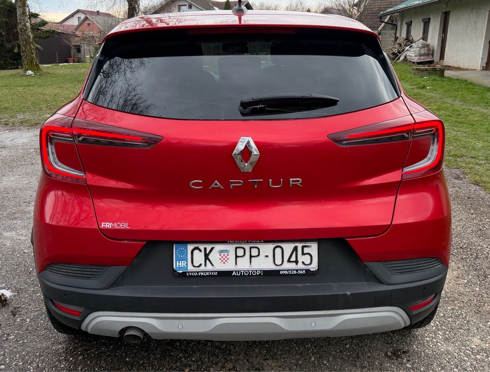 Renault Captur TCe, Full Led, NaviCarPlay, Pdc, Asistencije, Servisna, fotografija 7