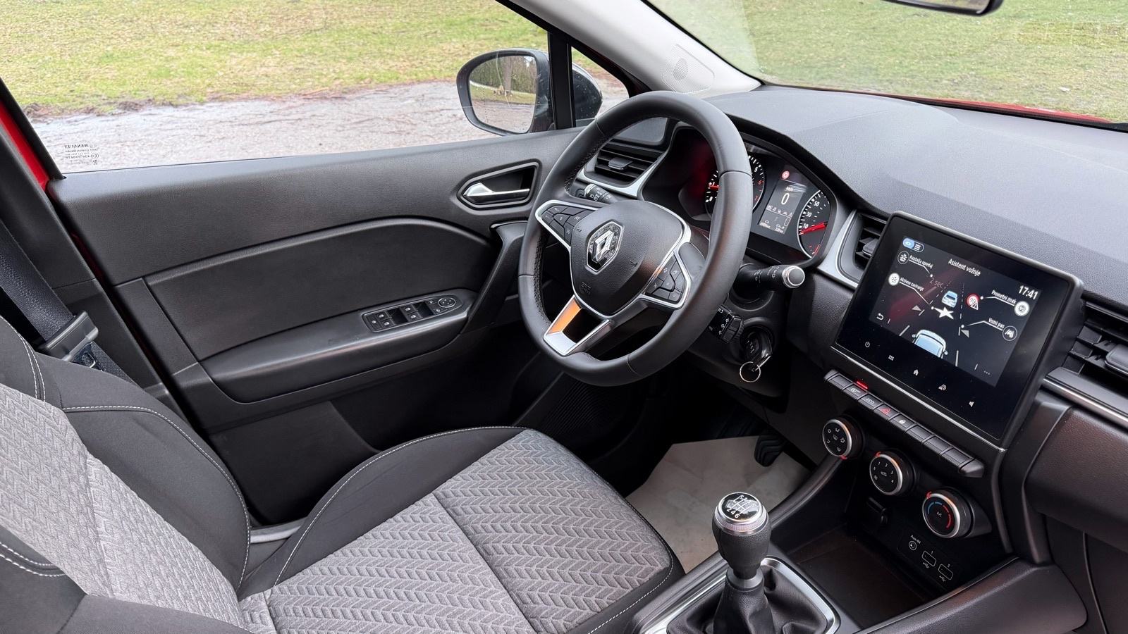 Renault Captur TCe, Full Led, NaviCarPlay, Pdc, Asistencije, Servisna, fotografija 14