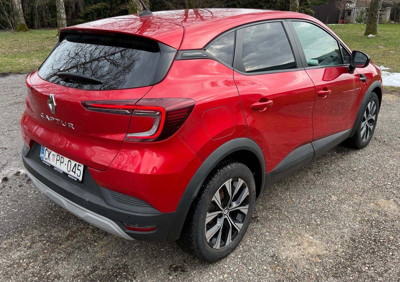 Renault Captur TCe, Full Led, NaviCarPlay, Pdc, Asistencije, Servisna, fotografija 8